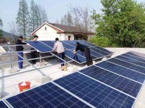 光伏發電照亮幸福晚年 李大姐的綠色養老新篇章